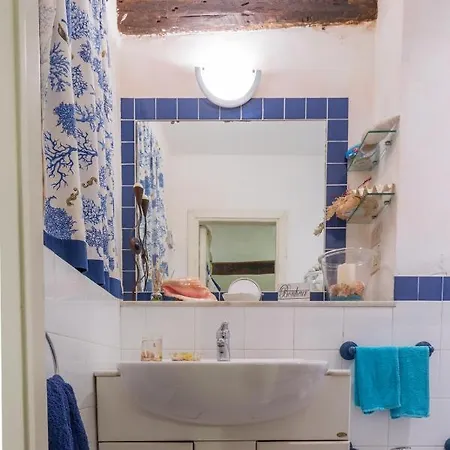 La Grotta Del Polpo Tellaro Lerici